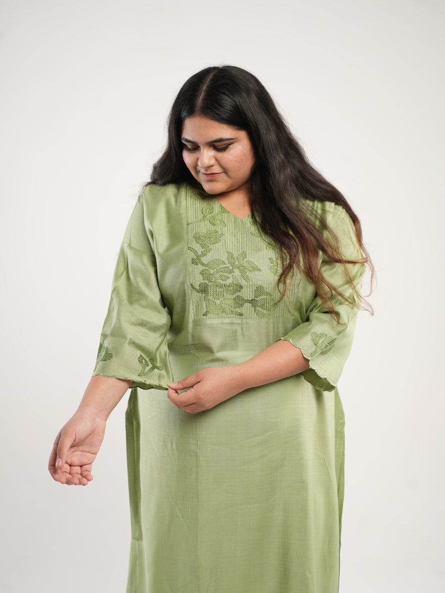 Green Embroidered Straight Kurti